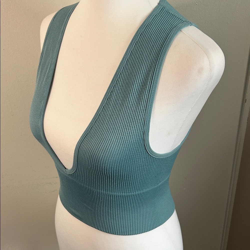 Urban Outfitters Out From Under Sculpt Knit Teal Crop Plunge V-Neck Tank Top - Picture 3 of 12